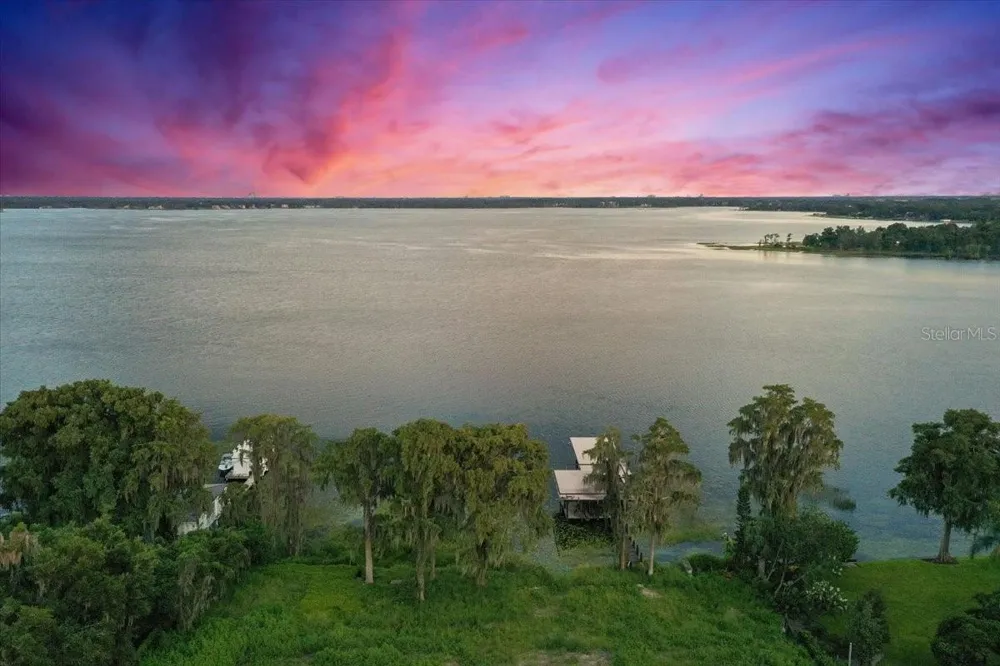 12422 PARK AVENUE Windermere, FL 34786
