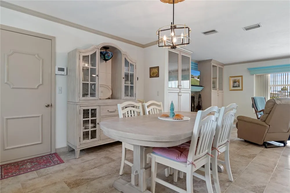 2160 WATERSEDGE DRIVE Crystal River, FL 34429