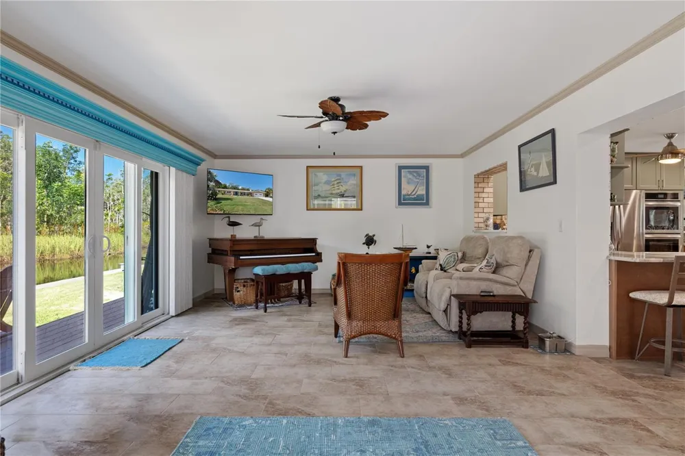 2160 WATERSEDGE DRIVE Crystal River, FL 34429