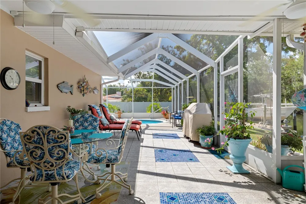 2160 WATERSEDGE DRIVE Crystal River, FL 34429