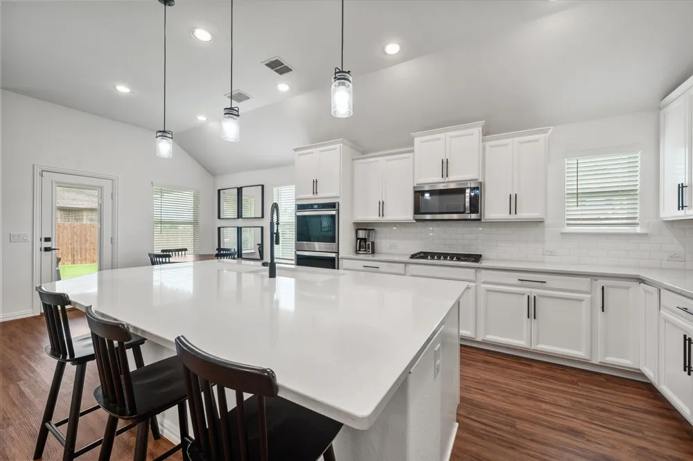 2601 Creswick Drive Mansfield, TX 76084