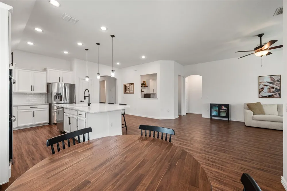 2601 Creswick Drive Mansfield, TX 76084
