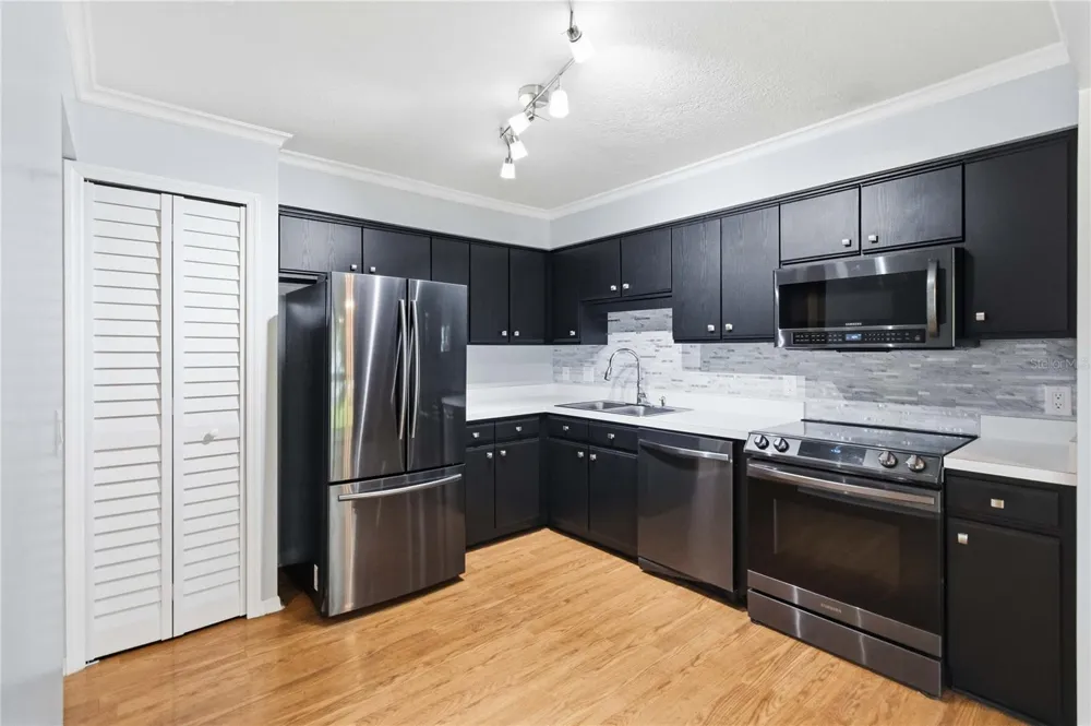 5278 WHITSTABLE WAY #5 Orlando, FL 32812