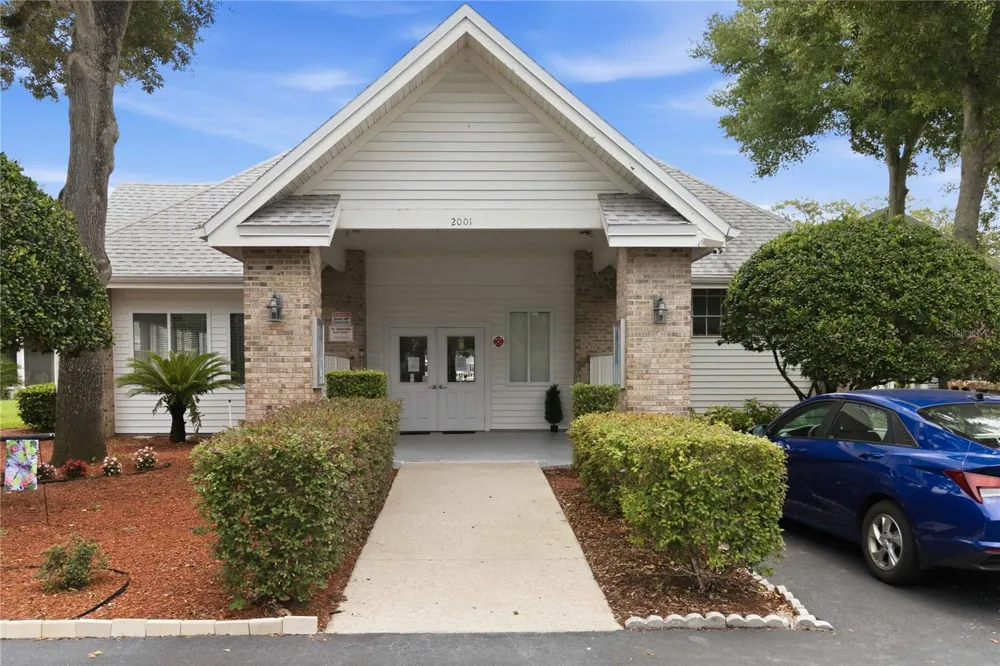 5278 WHITSTABLE WAY #5 Orlando, FL 32812