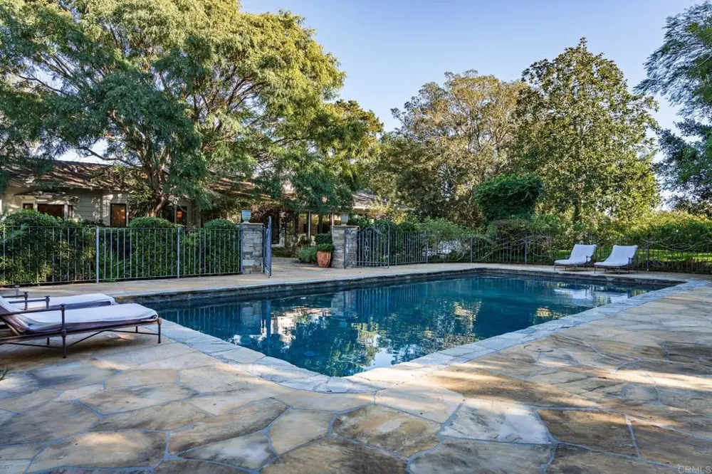 16041 Via Del Alba Rancho Santa Fe, CA 92067