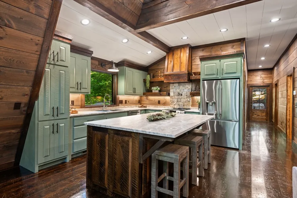 44 Magnolia Trail McCaysville, GA 30555