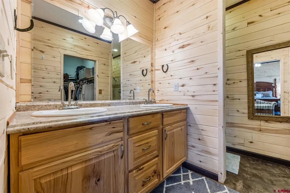 18606 Road Z Yellow Jacket, CO 81335