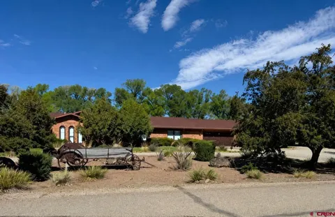5811 Blue Spruce Avenue