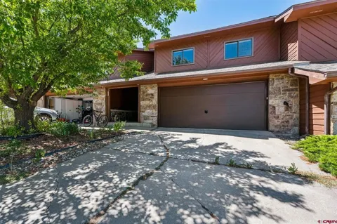 325 Pine Ridge Loop