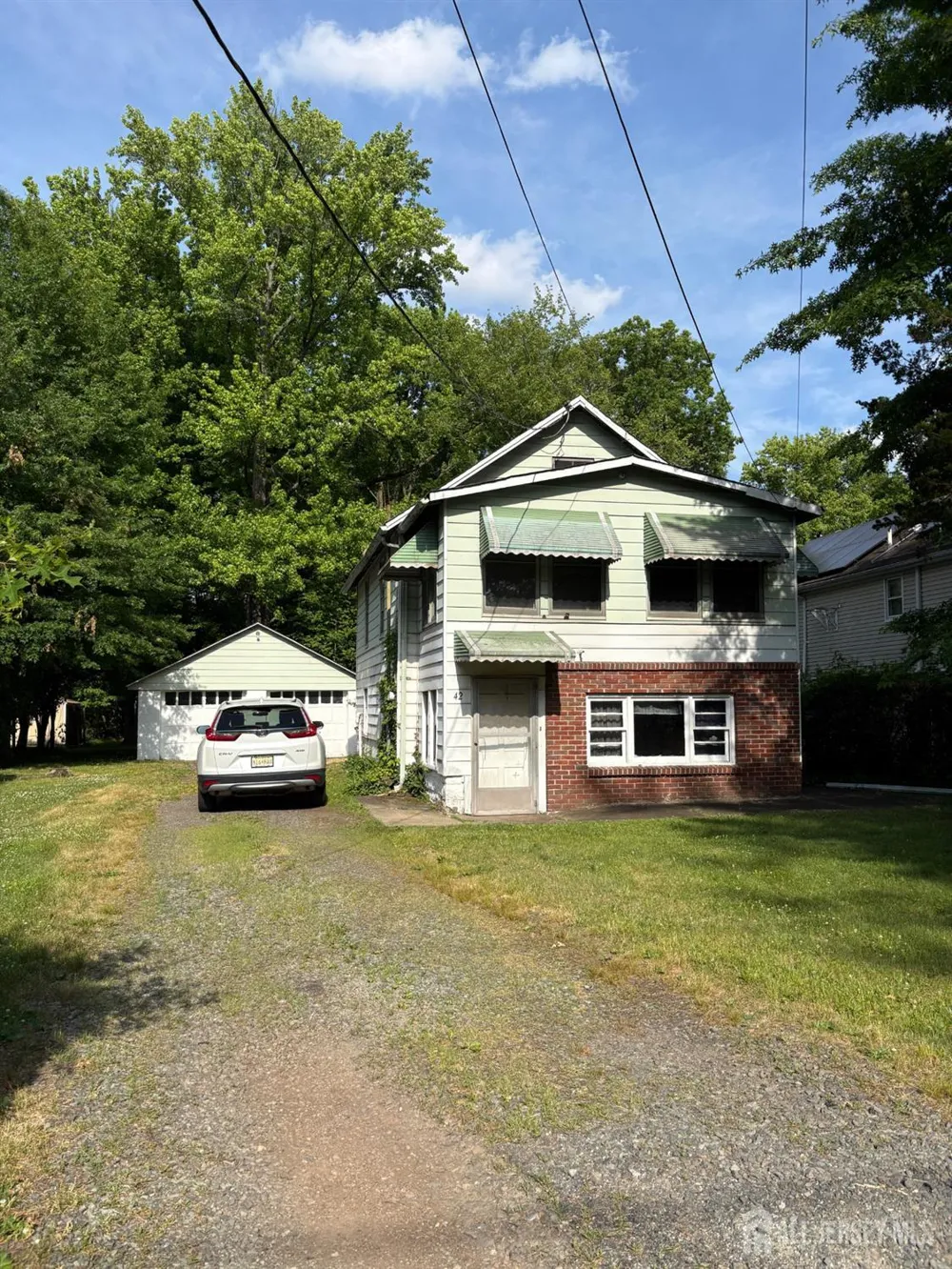 42 Revere Boulevard Edison, NJ 08820
