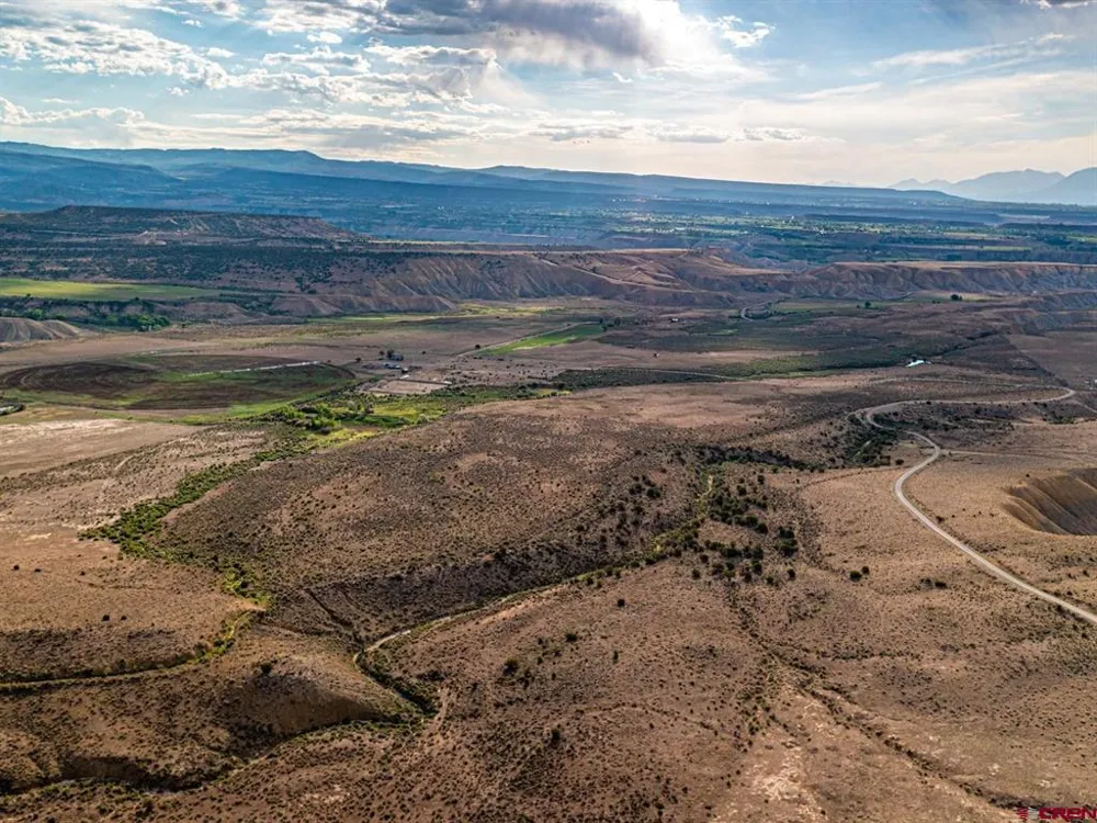 6 Oak Creek Road Eckert, CO 81418