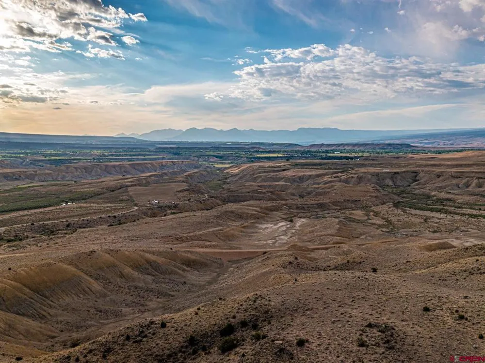 7 Oak Creek Road Eckert, CO 81418