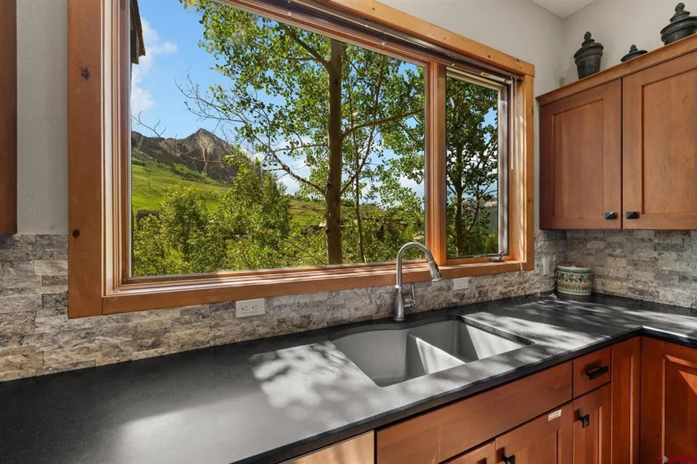 109 Snowmass Road Crested Butte, CO 81225