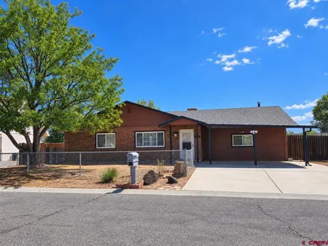428 Doris Road