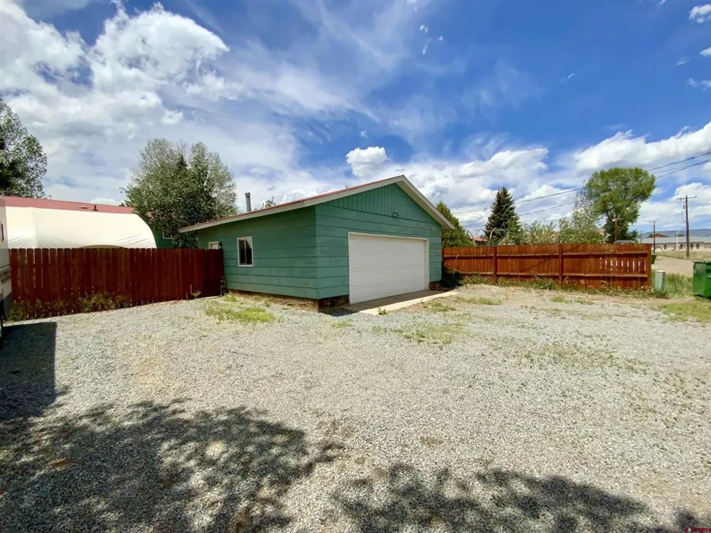 718 Pine Street Gunnison, CO 81230