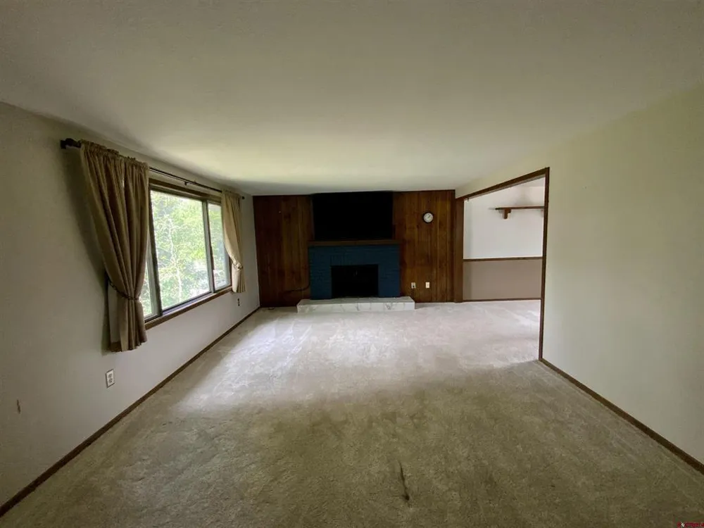 718 Pine Street Gunnison, CO 81230