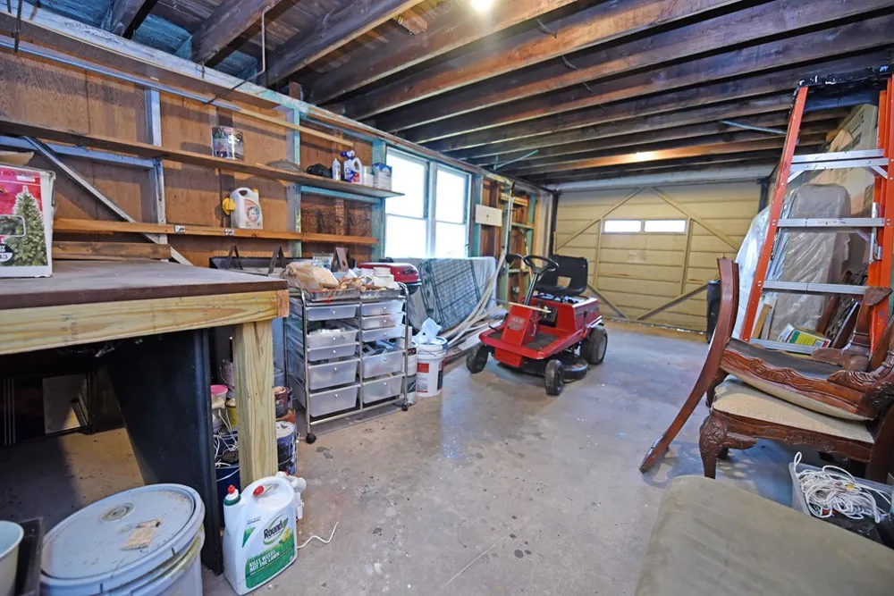 742 Hillcrest Drive McCaysville, GA 30555