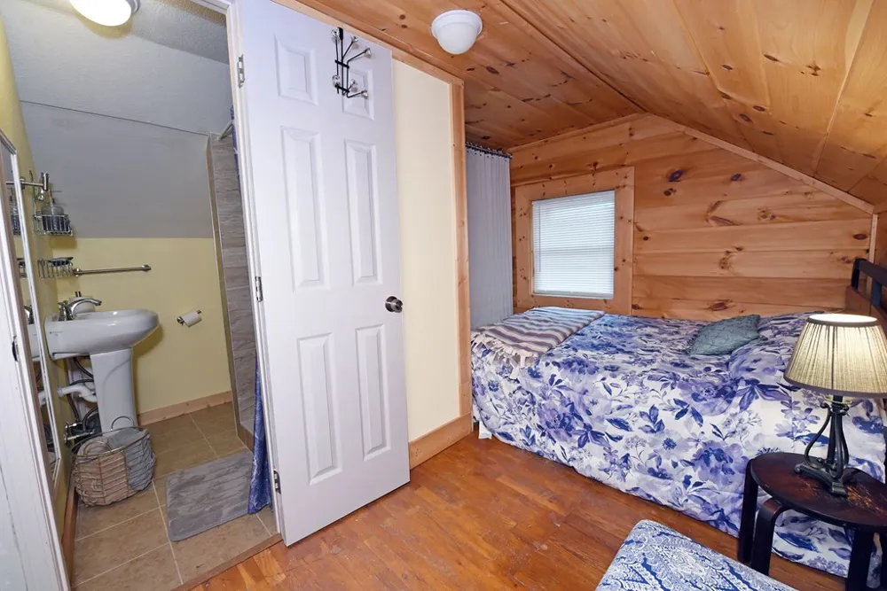 742 Hillcrest Drive McCaysville, GA 30555