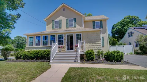 25 Lake Avenue