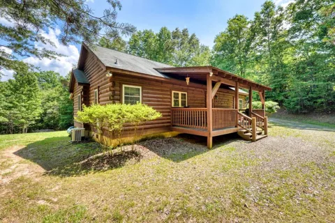 21 Ashley Trail