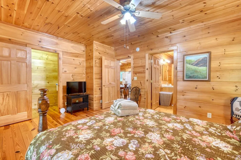 21 Ashley Trail Warne, NC 28909