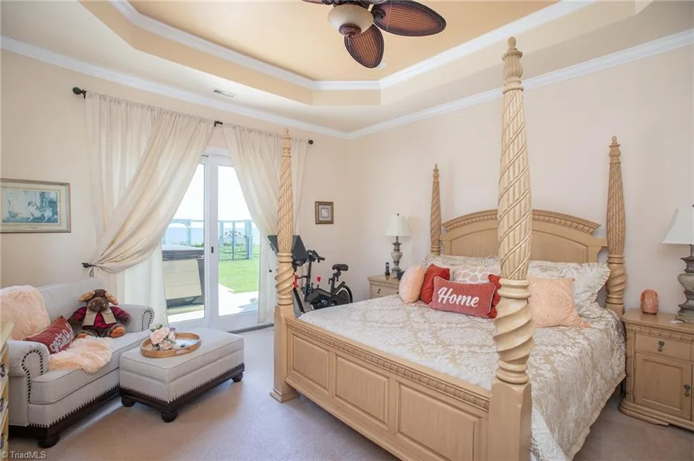 2391 Temples Point Road Havelock, NC 28532