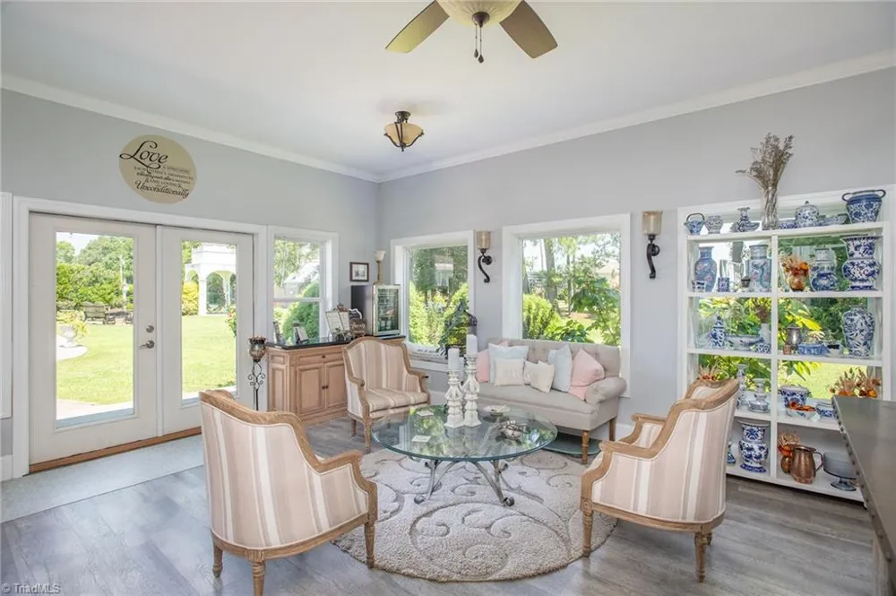2391 Temples Point Road Havelock, NC 28532