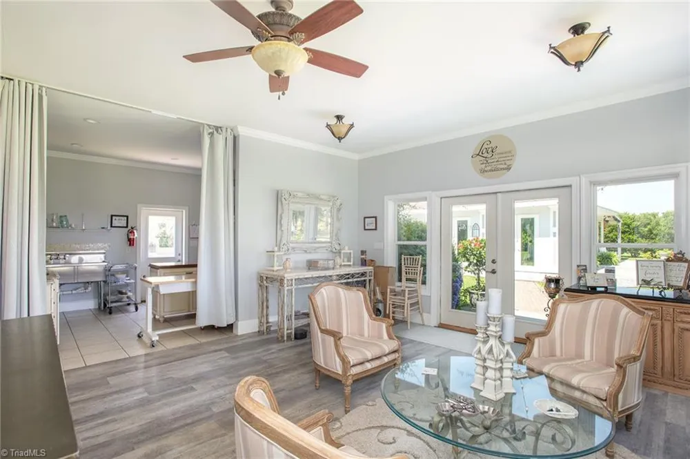 2391 Temples Point Road Havelock, NC 28532