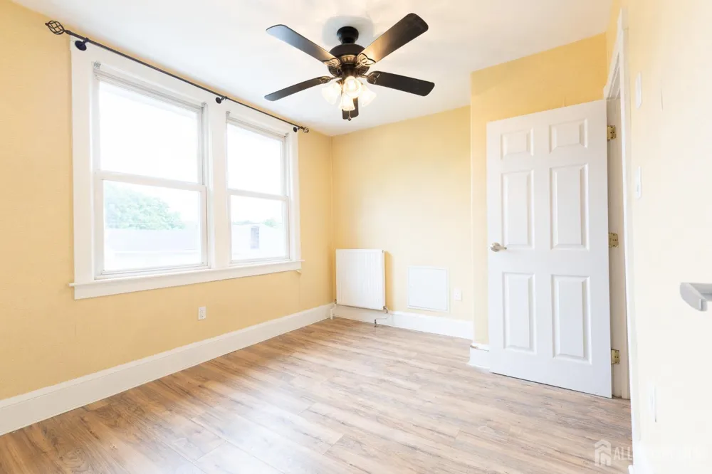 189 Summit Avenue Phillipsburg, NJ 08865