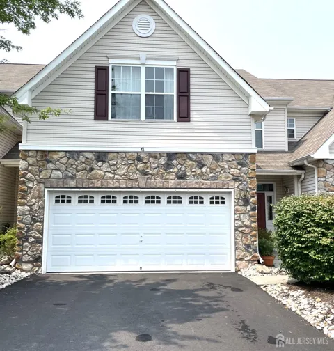 4 Blake Drive