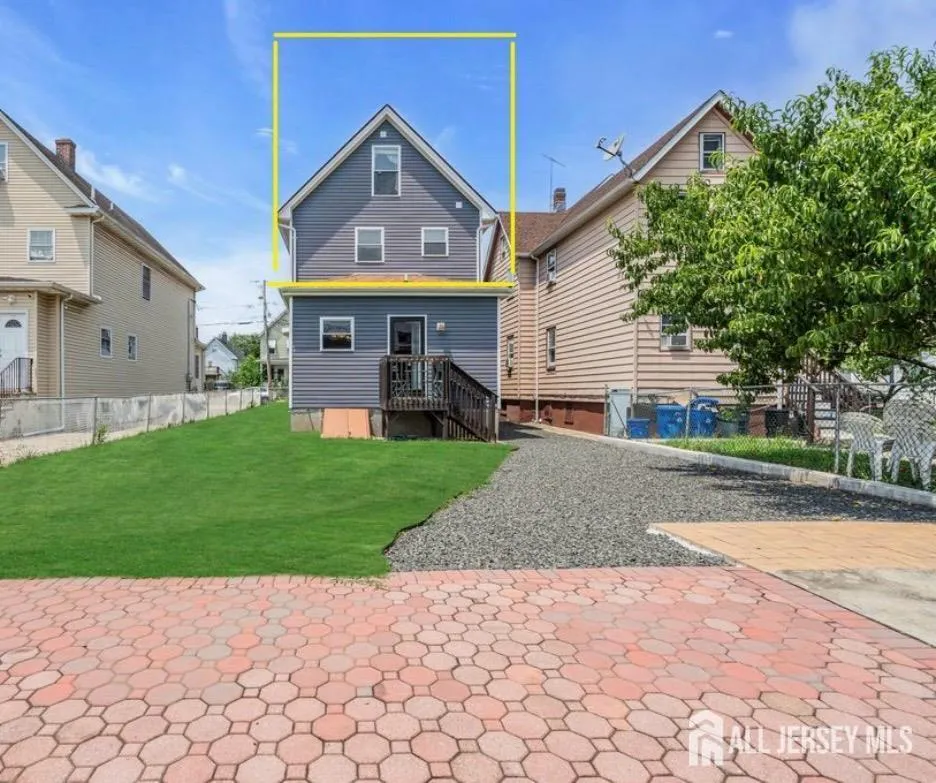66 Atlantic Street Carteret, NJ 07008