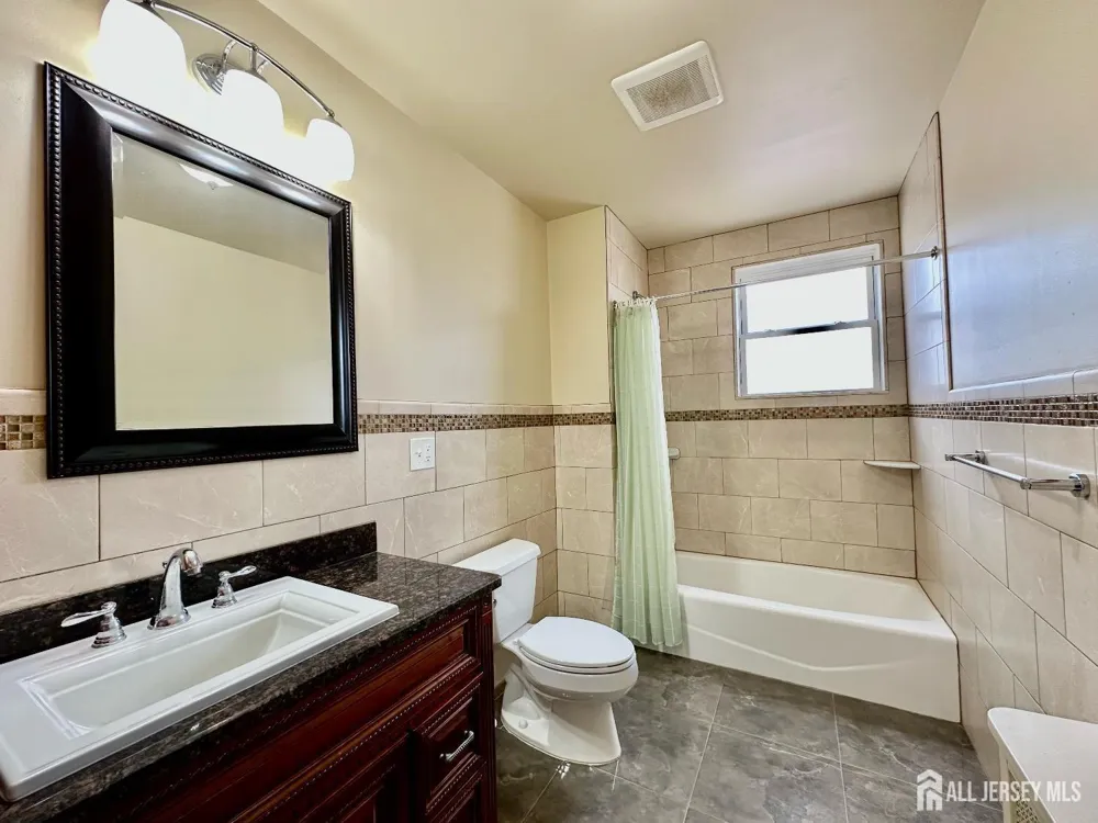 66 Atlantic Street Carteret, NJ 07008