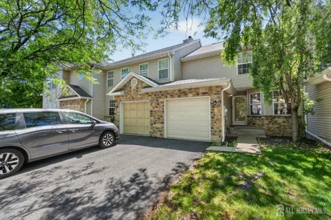 303 Cobblestone Court