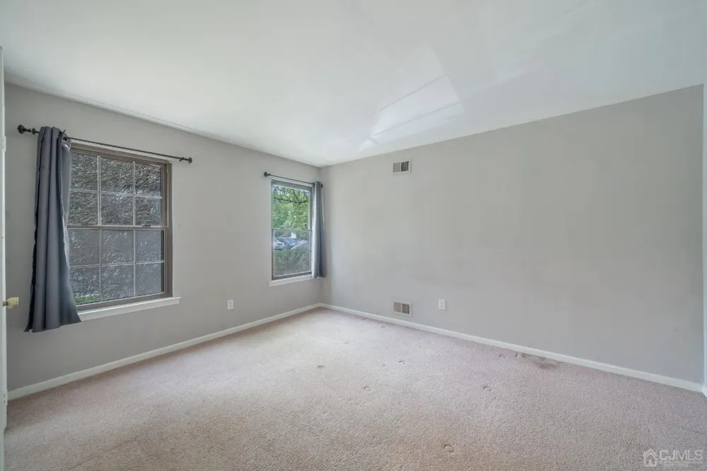1612 Woodbridge Commons Way Iselin, NJ 08830