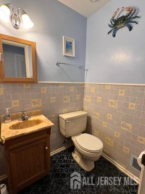 20 Tracey Drive Milltown, NJ 08850