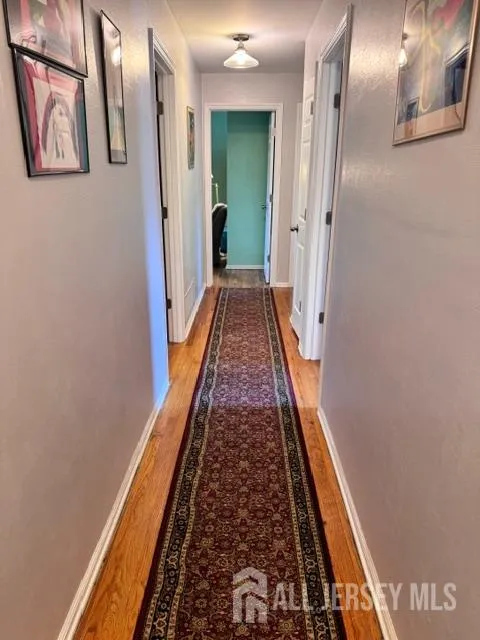 20 Tracey Drive Milltown, NJ 08850