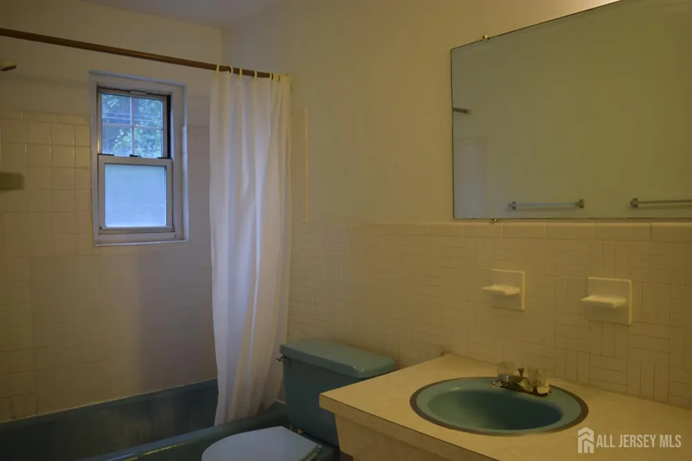 138 The Orchards #C East Windsor, NJ 08512