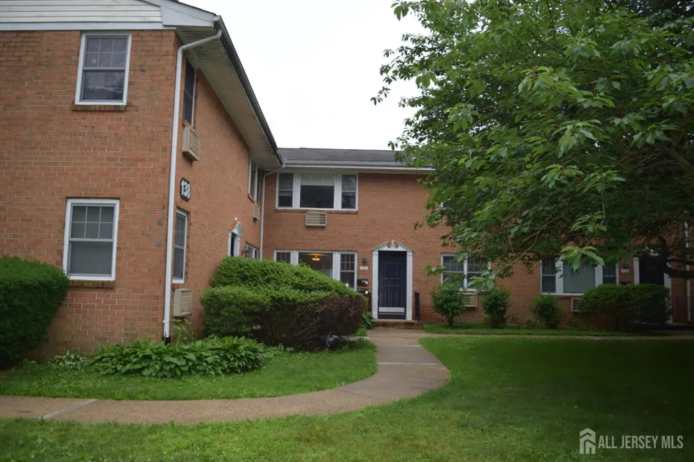 138 The Orchards #C East Windsor, NJ 08512