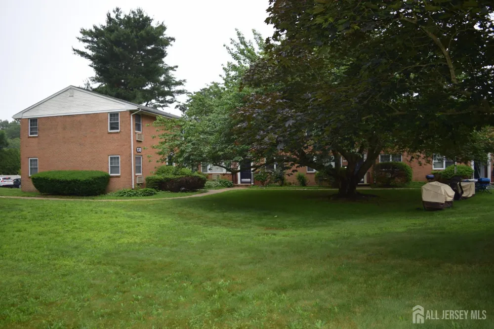 138 The Orchards #C East Windsor, NJ 08512