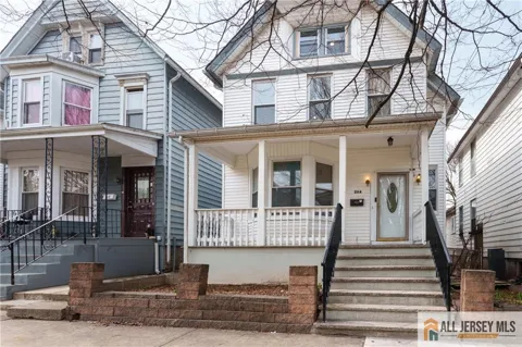264 Seaman Street #2