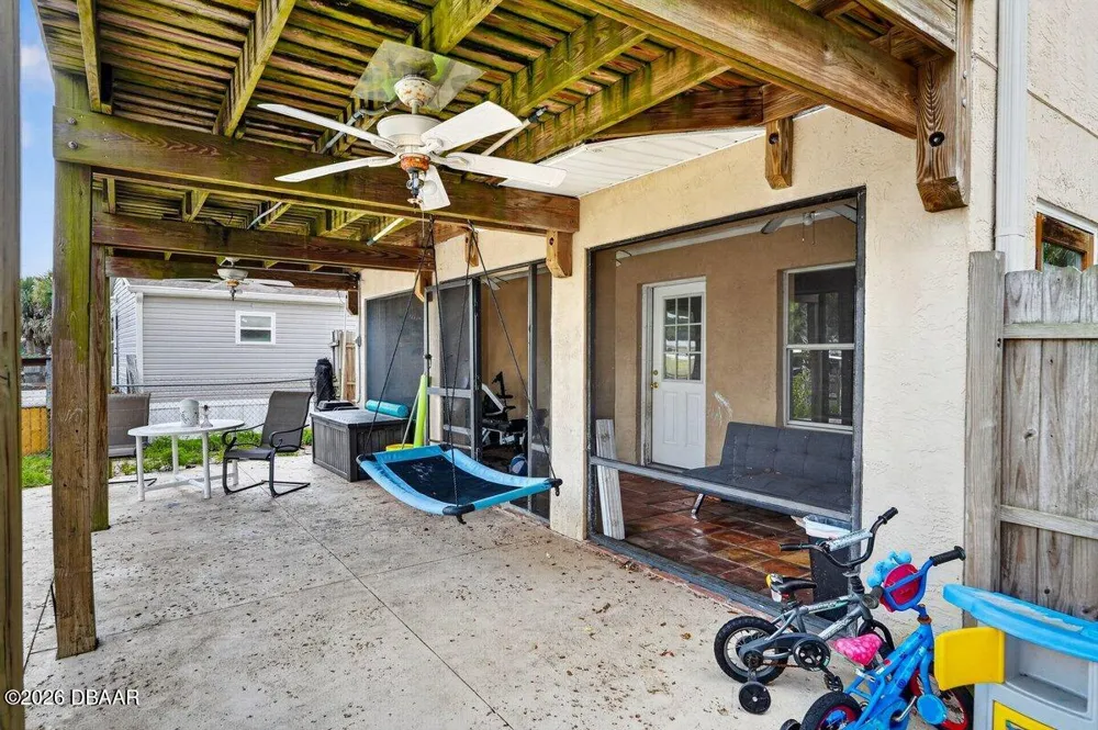 124 Randle Avenue Oak Hill, FL 32759