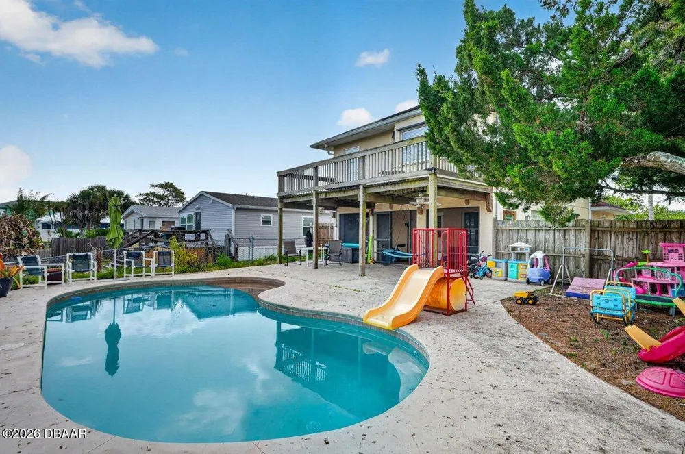 124 Randle Avenue Oak Hill, FL 32759