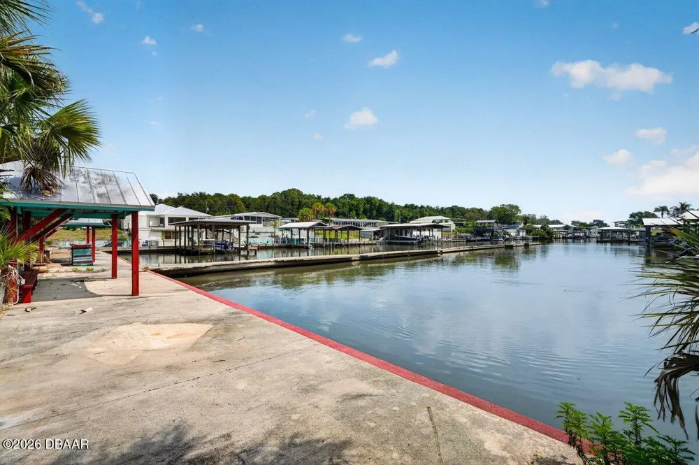 124 Randle Avenue Oak Hill, FL 32759