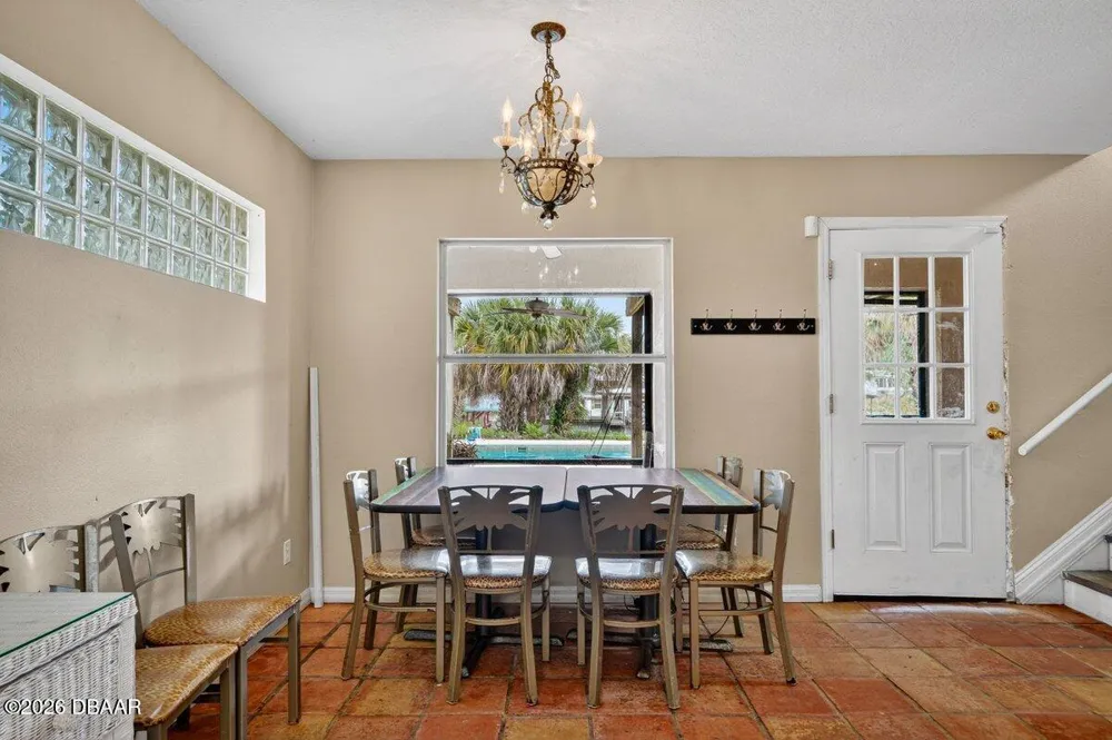 124 Randle Avenue Oak Hill, FL 32759