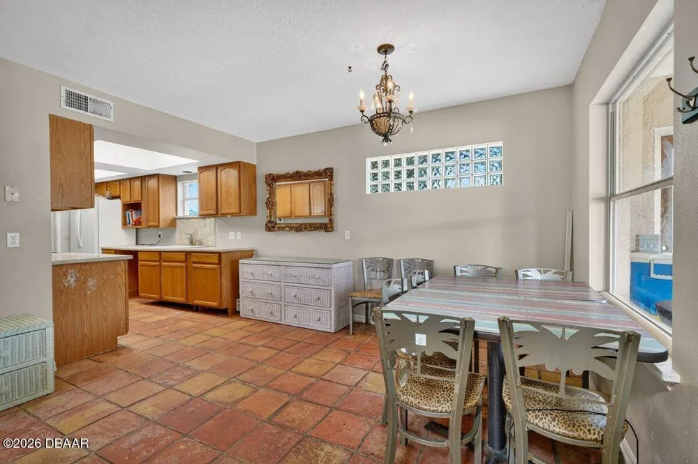 124 Randle Avenue Oak Hill, FL 32759