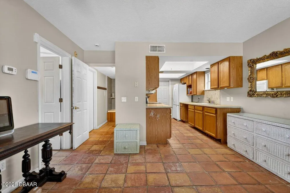 124 Randle Avenue Oak Hill, FL 32759