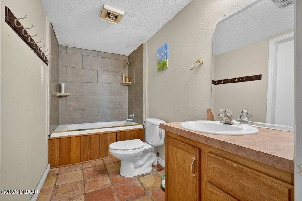 124 Randle Avenue Oak Hill, FL 32759
