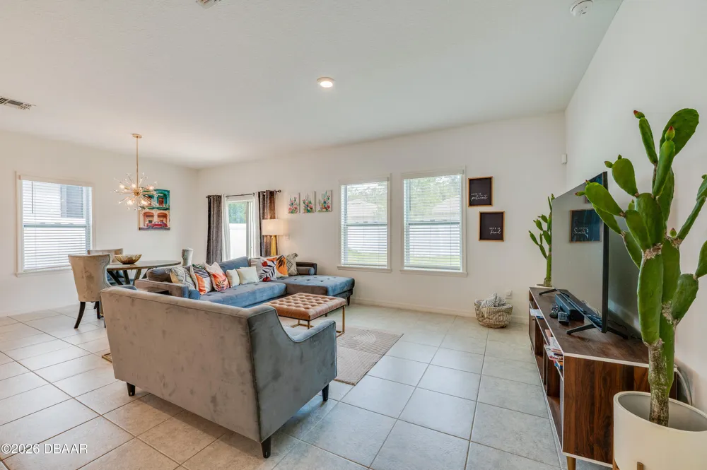 1514 Playwright Drive Deland, FL 32720