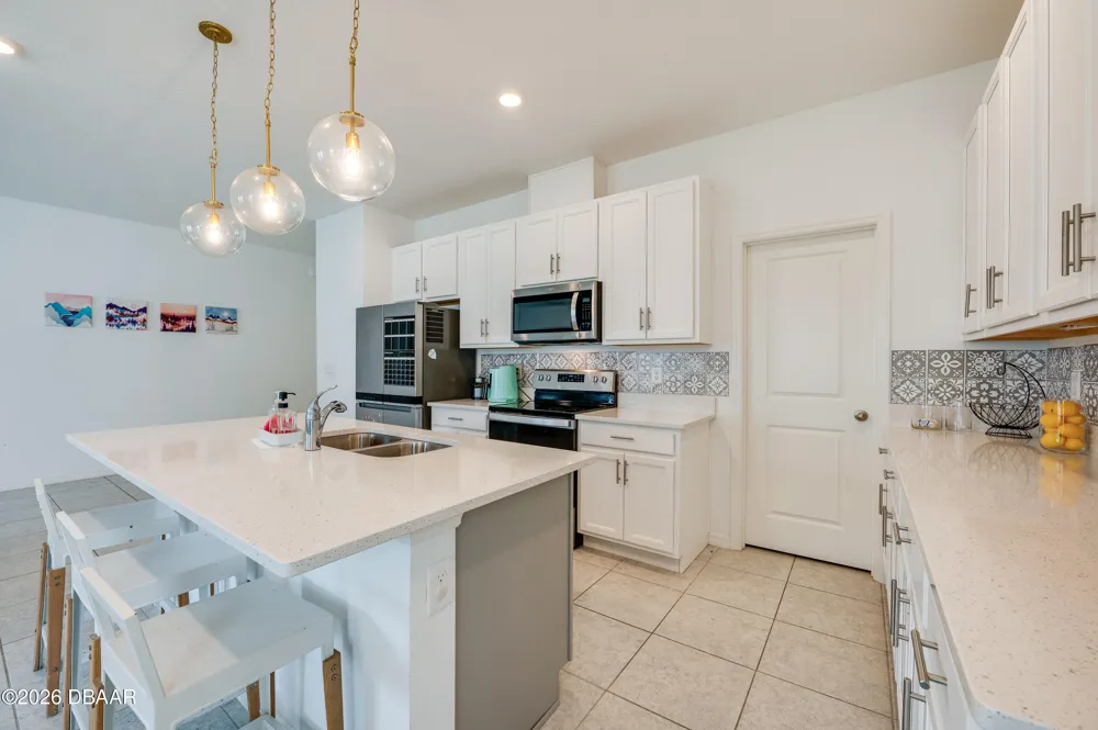 1514 Playwright Drive Deland, FL 32720