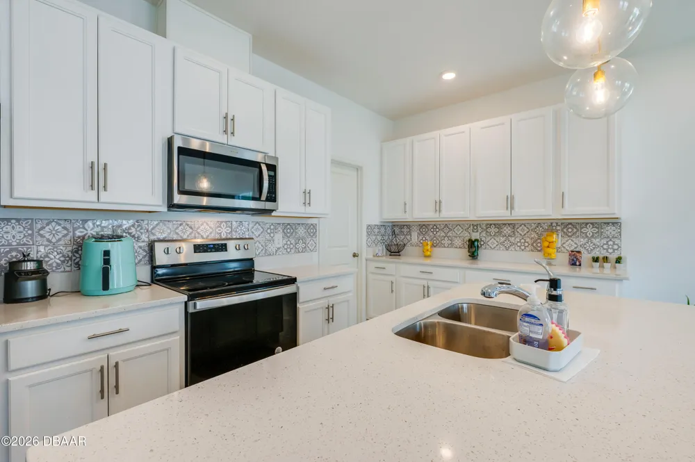 1514 Playwright Drive Deland, FL 32720